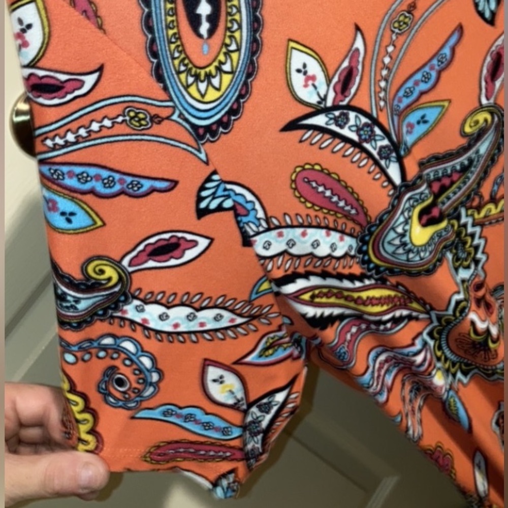 Bright orange tunic - Picture 2 of 3